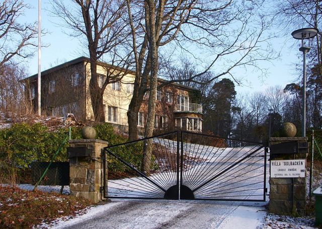 Villa Solbacken 2009, Holger Ellgaard, Wikimedia Commons